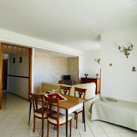 Appartamento Canalotto 65 2 Piano เรอัลมอนเต ภายนอก รูปภาพ
