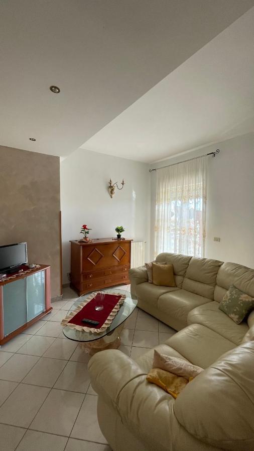 Appartamento Canalotto 65 2 Piano เรอัลมอนเต ภายนอก รูปภาพ